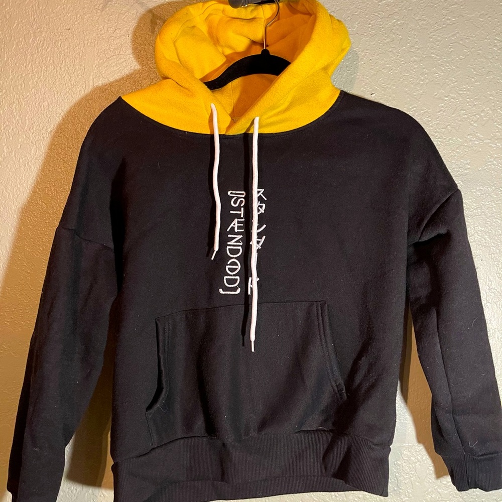 Women’s Small Hoodie